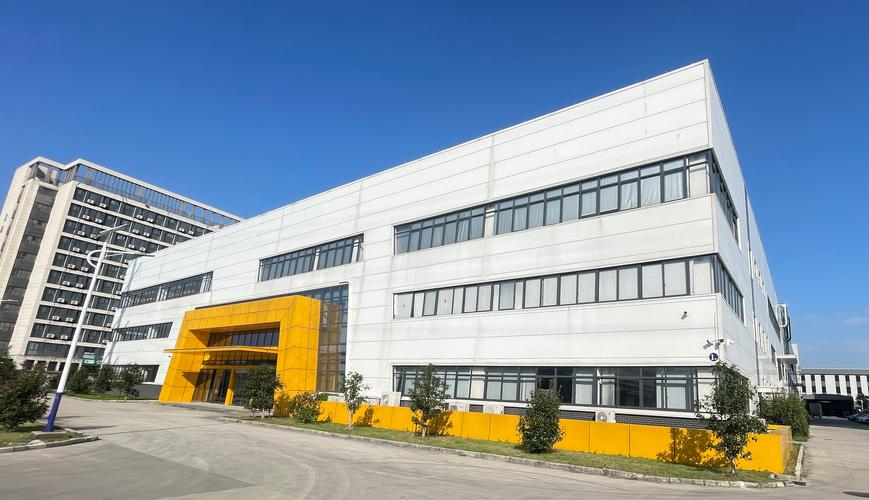 上海宏端精密机械携手专业网站建设，开启数字化转型新篇章